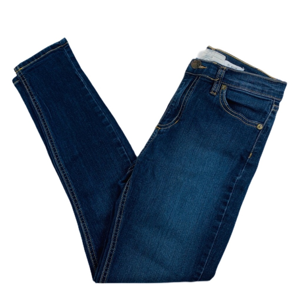 {Free People} Medium Wash Hi Rise Skinny Jeans